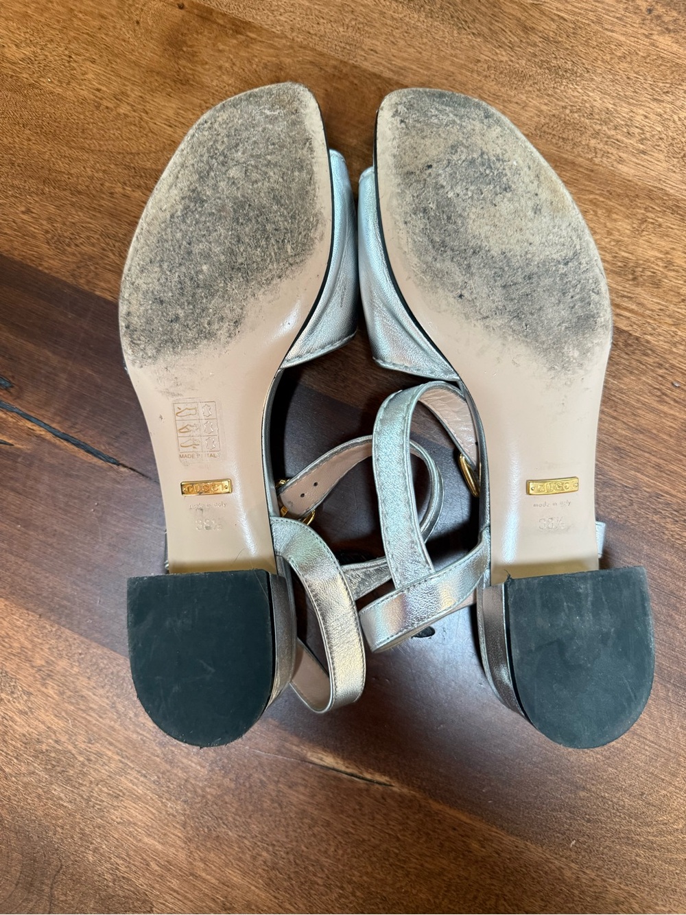 Gucci Horsebit Metallic Silver Ankle Strap Sandals - Picture 7 of 12